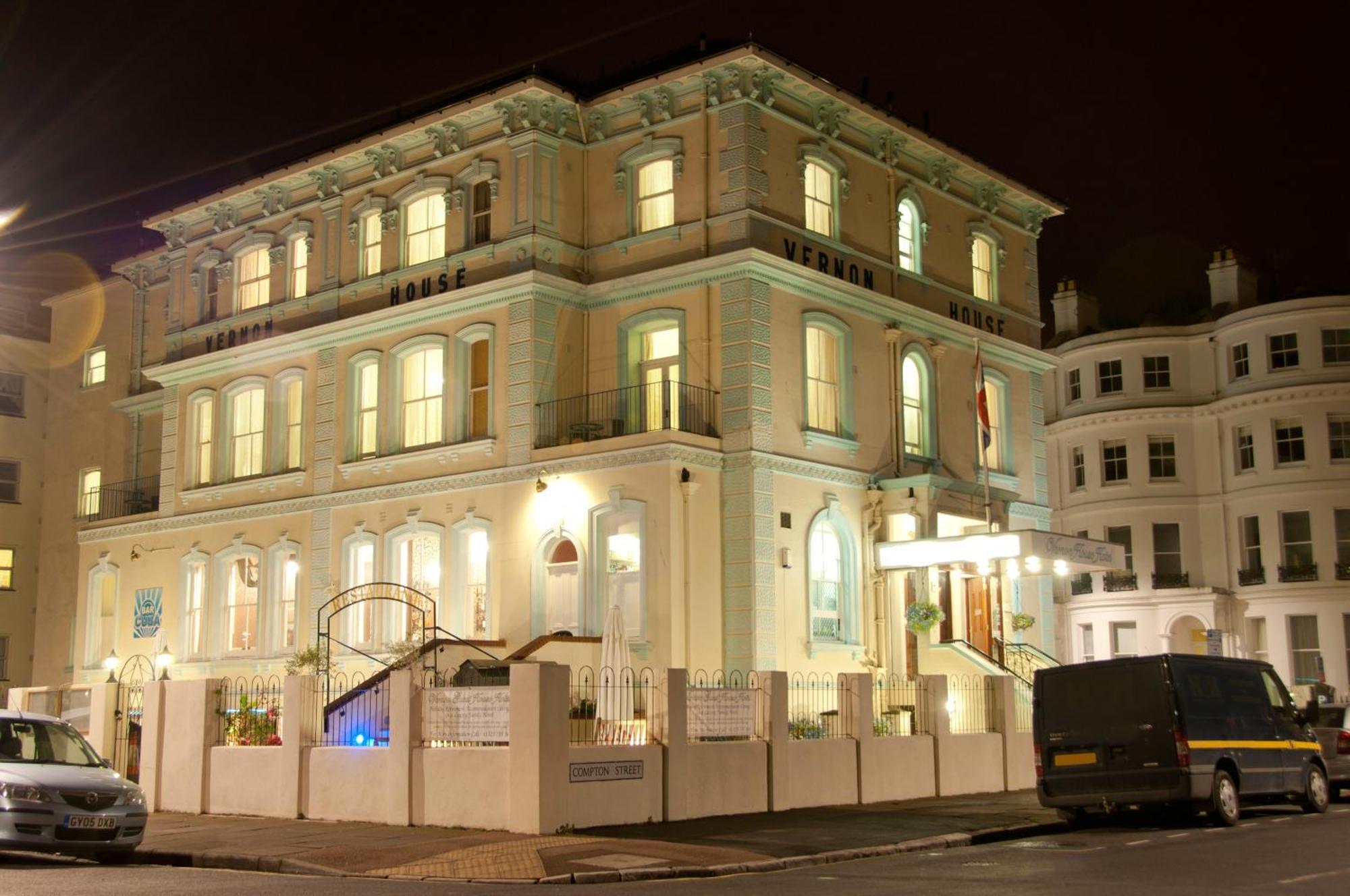 Vernon Guesthouse AEGON International Esterno foto