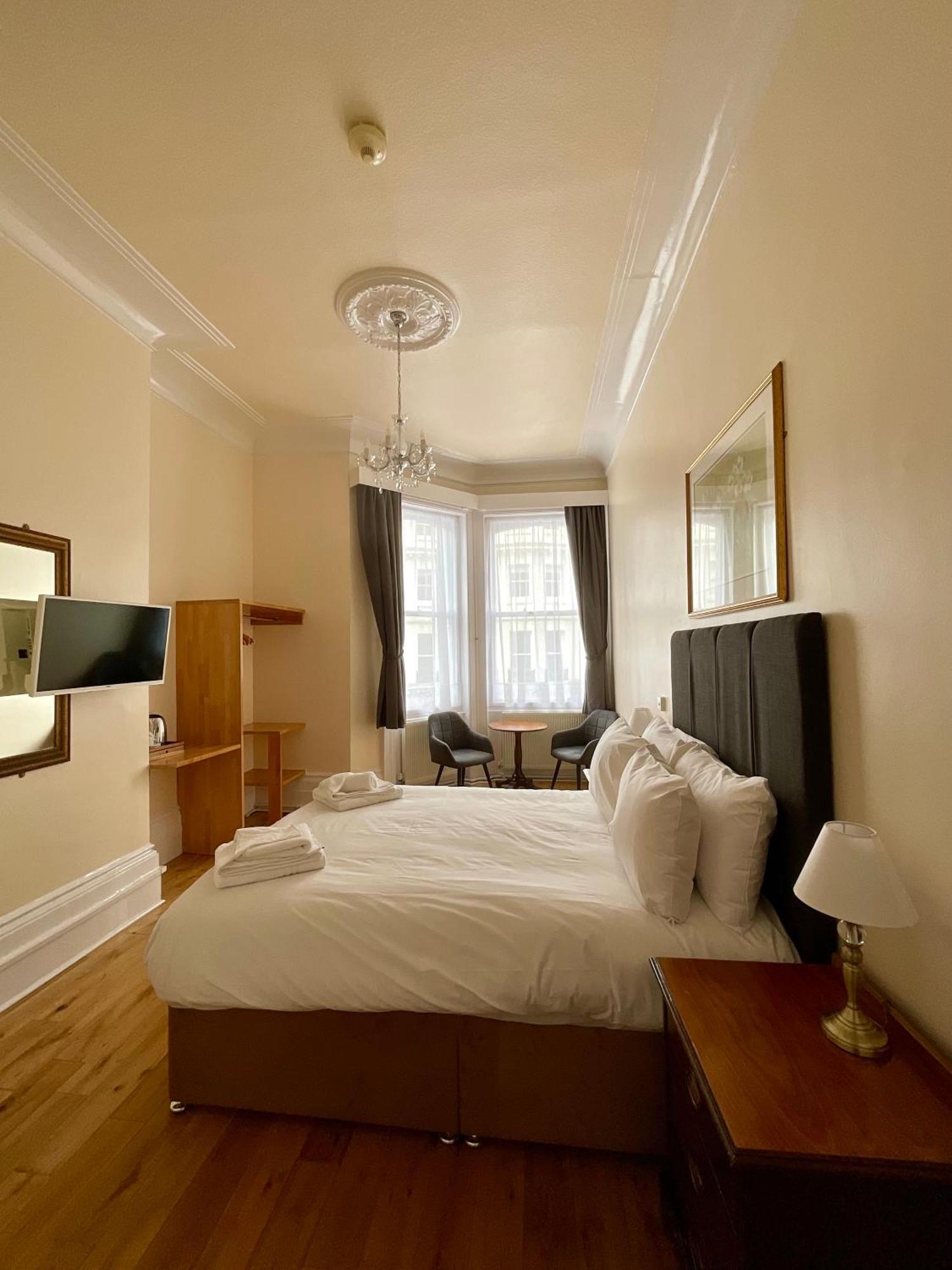 Vernon Guesthouse AEGON International Esterno foto