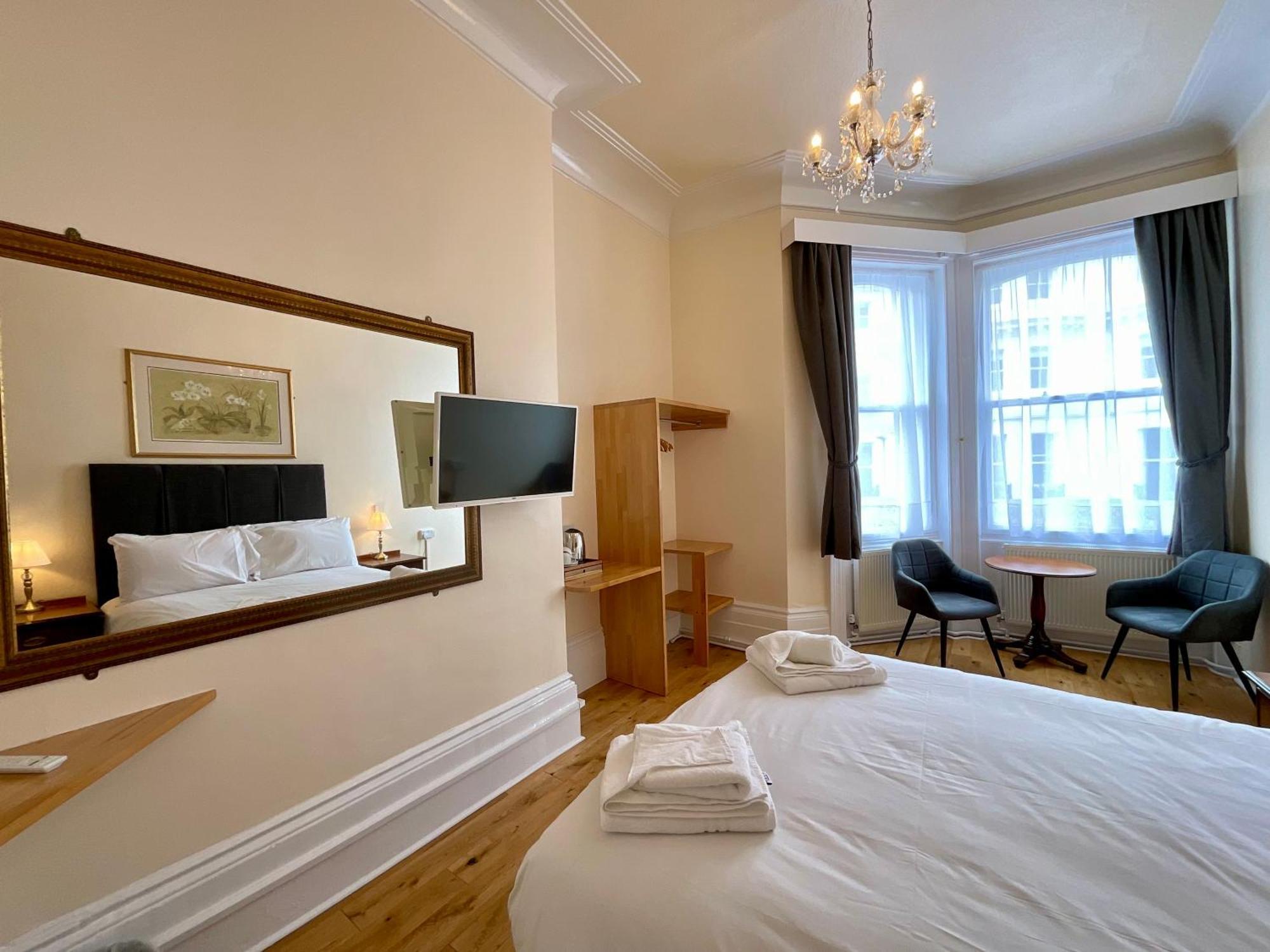 Vernon Guesthouse AEGON International Esterno foto